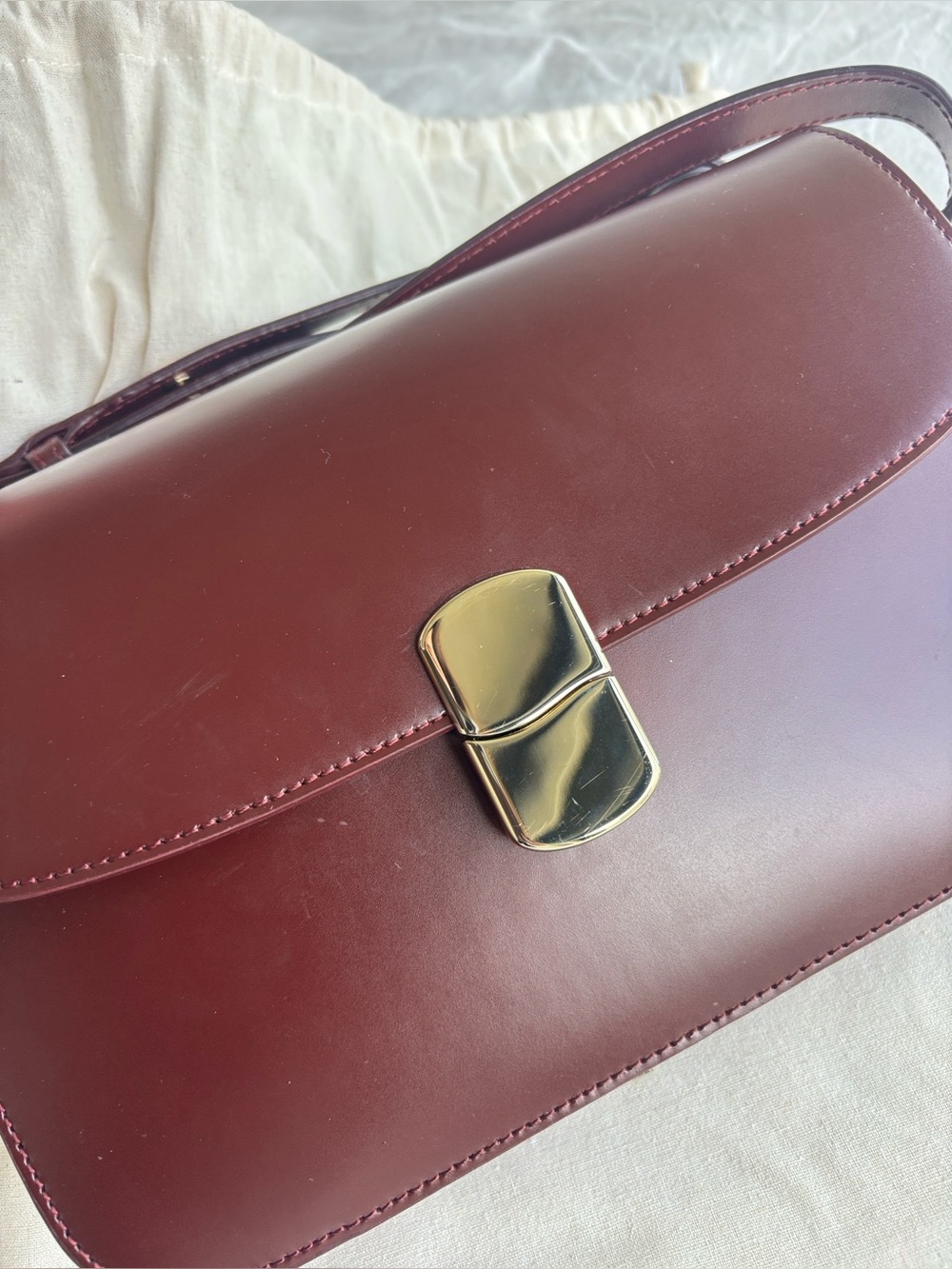 SOLD Like New Sézane Milo Classic Bag in Glossy Burgundy - Picture 14 of 14